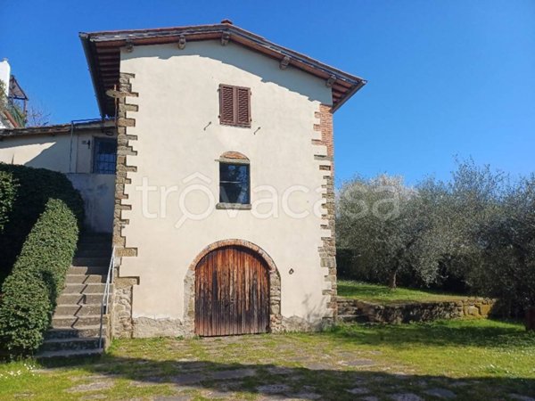 casa indipendente in vendita a Reggello
