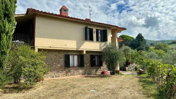casa indipendente in vendita a Reggello in zona Donnini