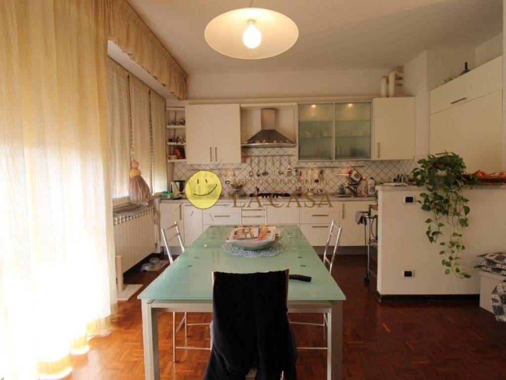 appartamento in vendita a Reggello in zona Ciliegi