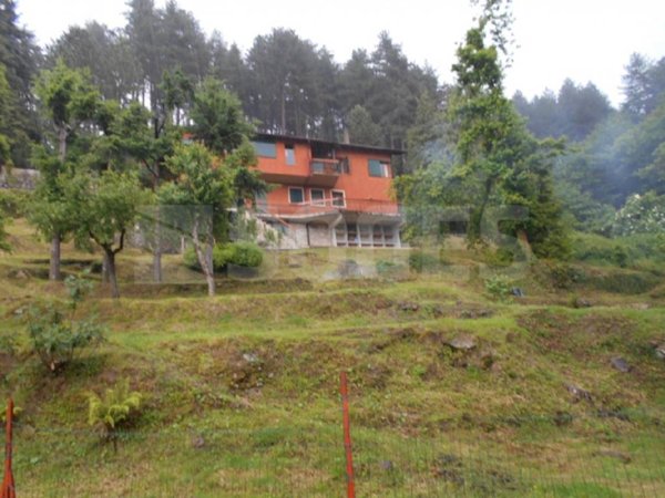 casa indipendente in vendita a Reggello