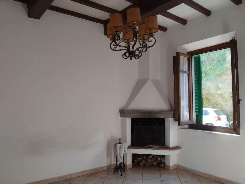 casa indipendente in vendita a Reggello in zona Tosi