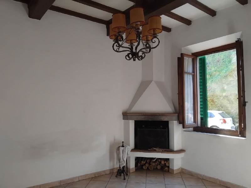 casa indipendente in vendita a Reggello in zona Tosi