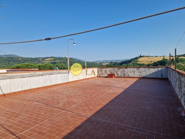 appartamento in vendita a Reggello in zona Ciliegi