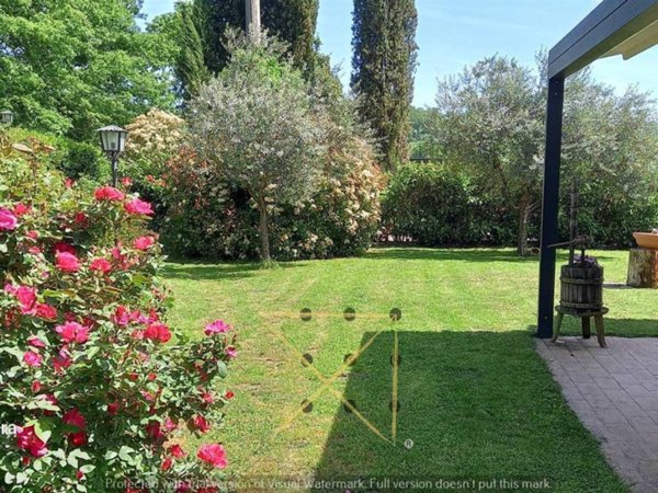 casa indipendente in vendita a Reggello in zona Montanino