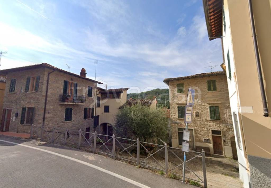 appartamento in vendita a Reggello in zona Tosi