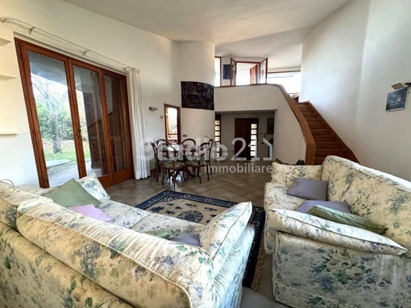 casa indipendente in vendita a Reggello