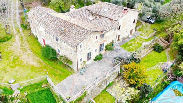 casa indipendente in vendita a Reggello