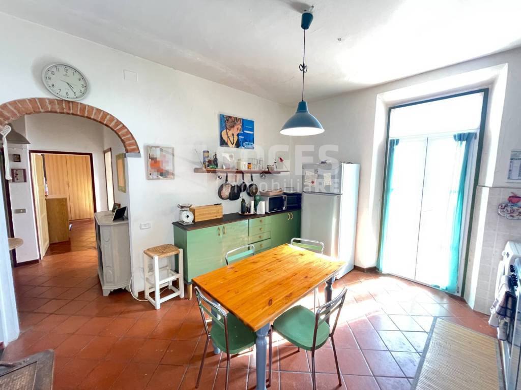 appartamento in vendita a Reggello in zona Pietrapiana