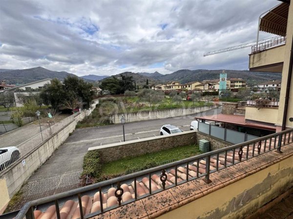 appartamento in vendita a Reggello in zona Cascia