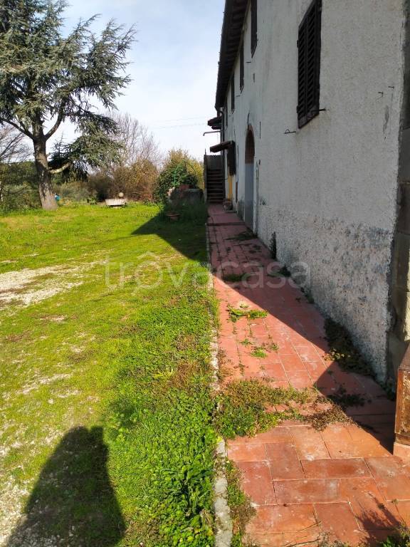 casa indipendente in vendita a Reggello in zona Cascia