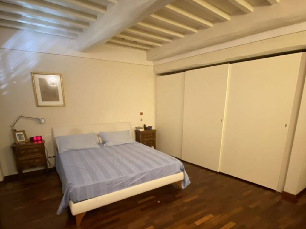 intera palazzina in vendita a Reggello