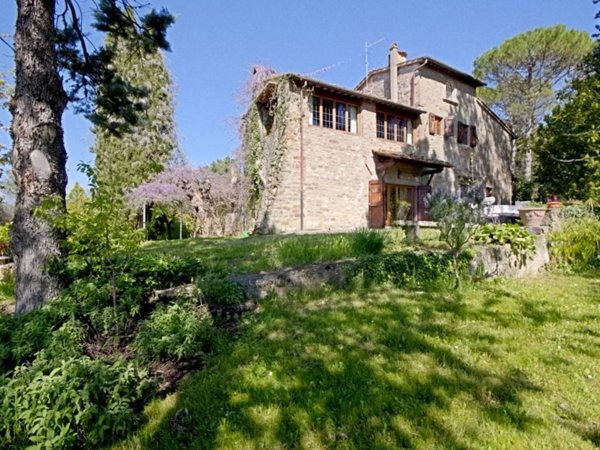 casa indipendente in vendita a Reggello in zona Donnini