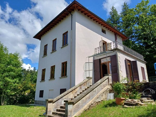 casa indipendente in vendita a Reggello in zona Vallombrosa
