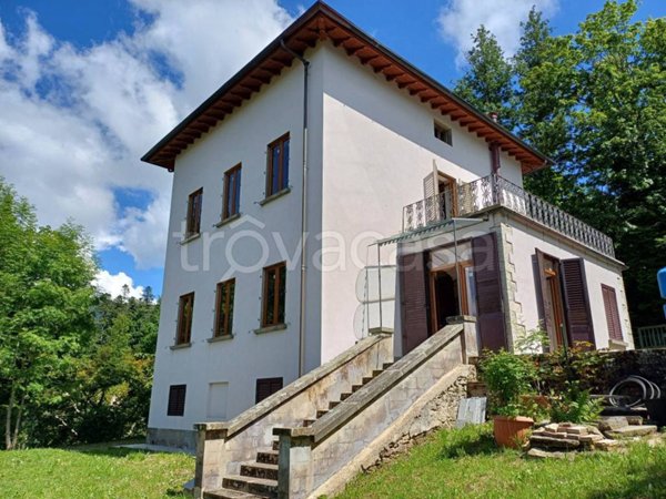 casa indipendente in vendita a Reggello in zona Vallombrosa