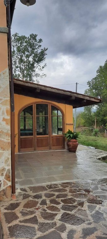 casa indipendente in vendita a Reggello in zona Vaggio