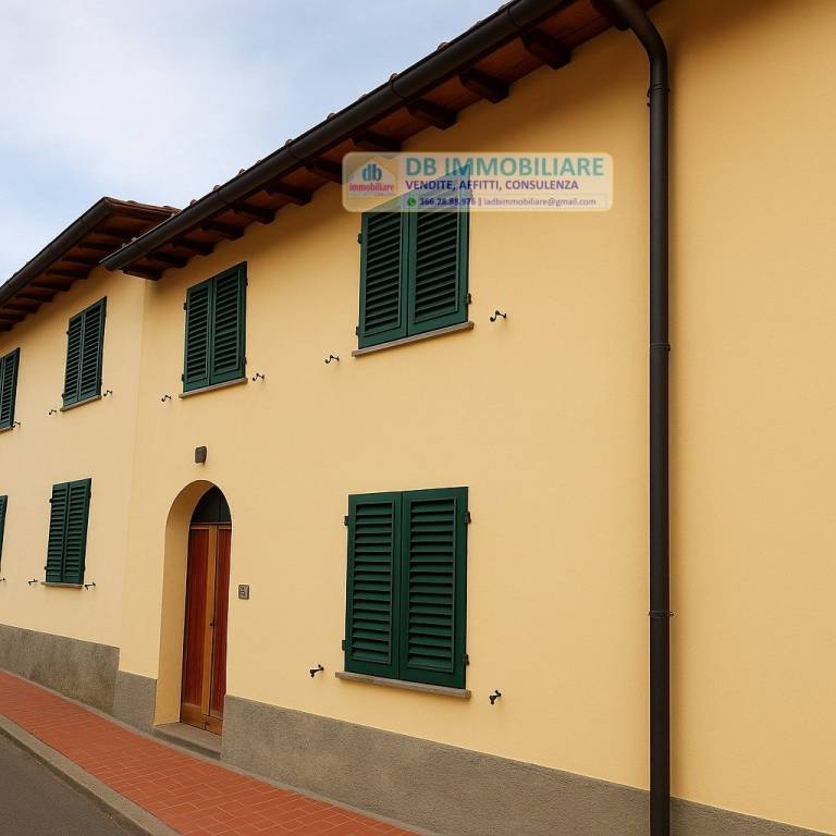 casa indipendente in vendita a Reggello