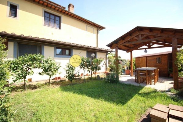 appartamento in vendita a Reggello in zona Leccio