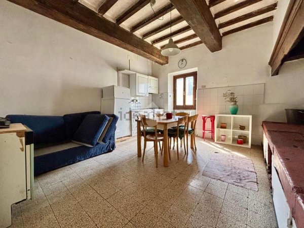 appartamento in vendita a Reggello in zona Matassino