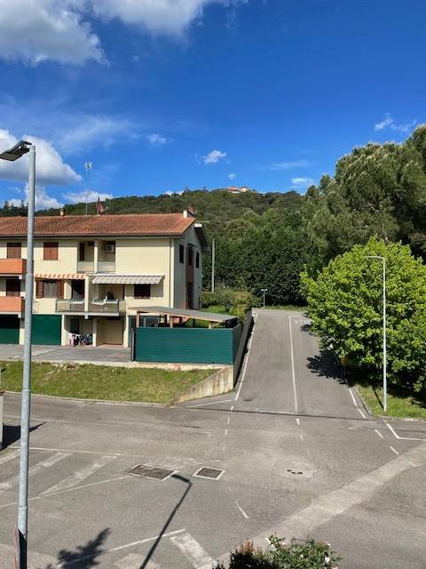 casa indipendente in vendita a Reggello in zona Leccio