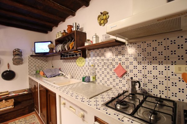 casa indipendente in vendita a Reggello