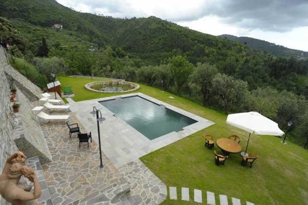 casa indipendente in vendita a Reggello in zona Pietrapiana