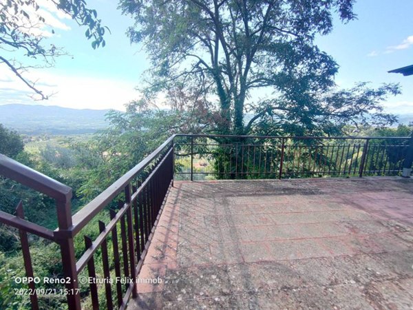 casa indipendente in vendita a Reggello in zona Pietrapiana