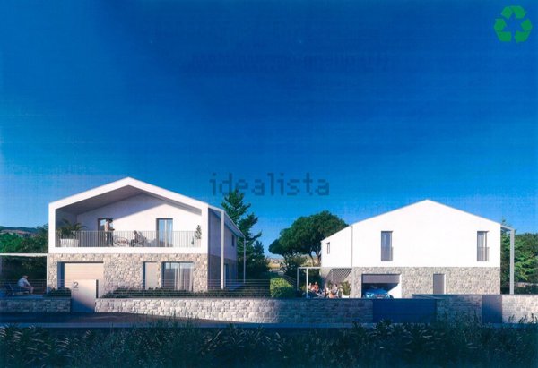 casa indipendente in vendita a Reggello