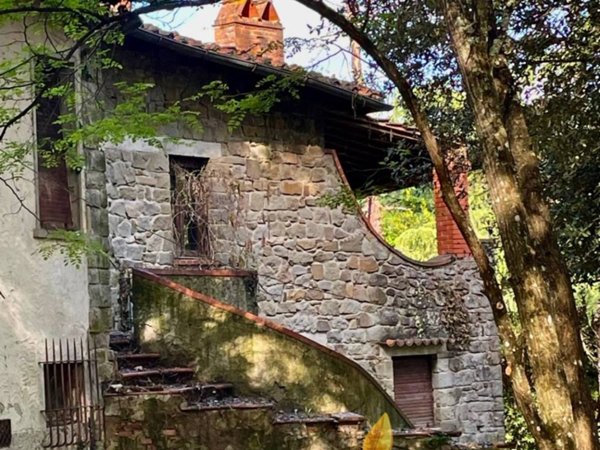 casa indipendente in vendita a Reggello in zona Sant'Ellero