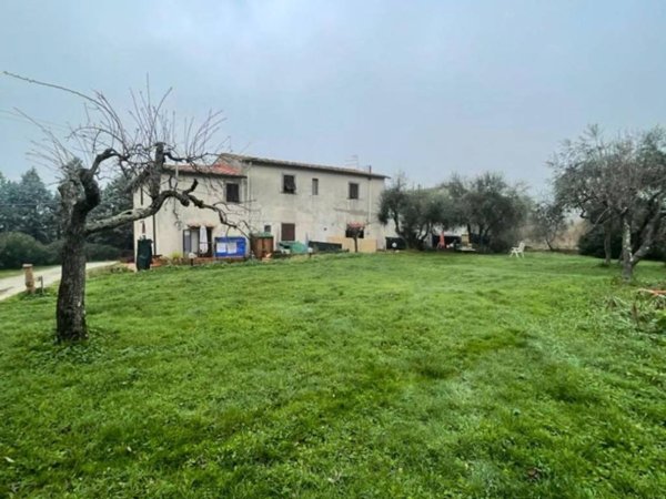 casa indipendente in vendita a Reggello in zona Vaggio
