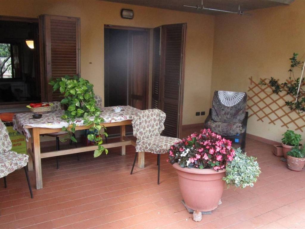 casa indipendente in vendita a Reggello