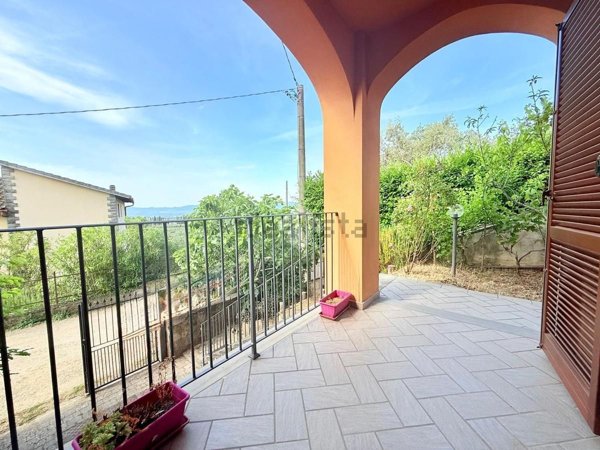 casa indipendente in vendita a Reggello