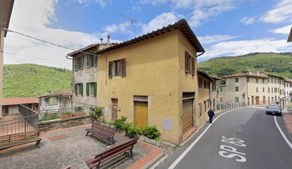 appartamento in vendita a Reggello in zona Tosi
