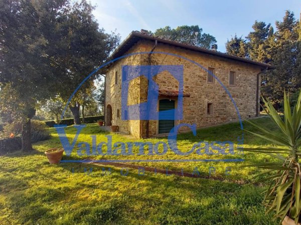 casa indipendente in vendita a Reggello