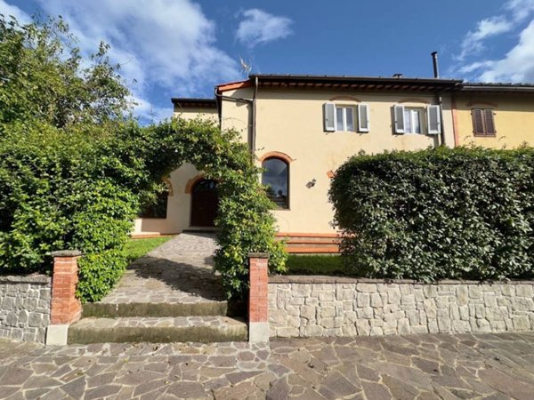 casa indipendente in vendita a Reggello in zona Cancelli