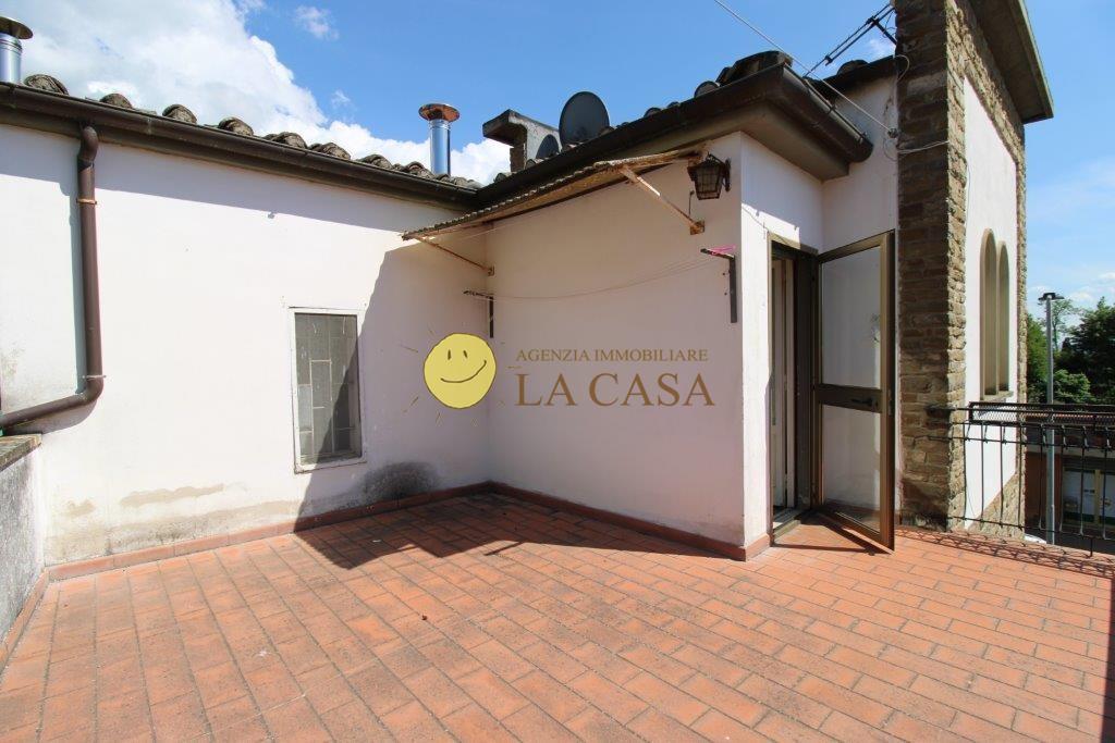 casa indipendente in vendita a Reggello