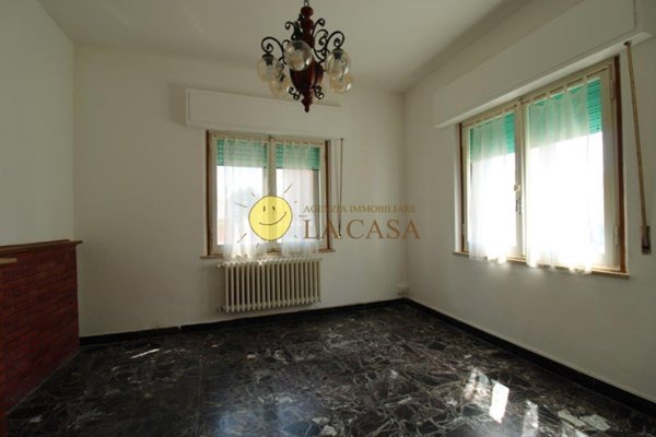 casa indipendente in vendita a Reggello