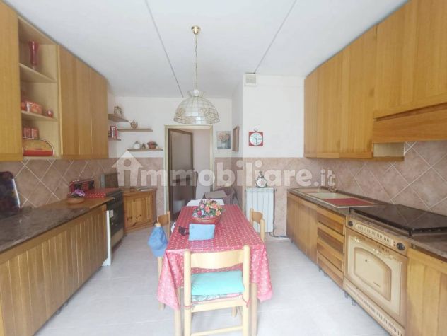 casa indipendente in vendita a Reggello in zona Pietrapiana