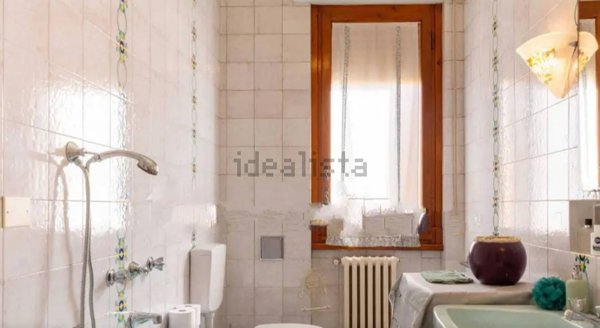 quadrivano in vendita a Reggello