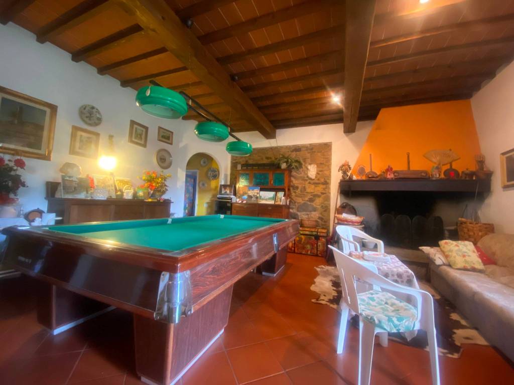 villa in vendita a Reggello