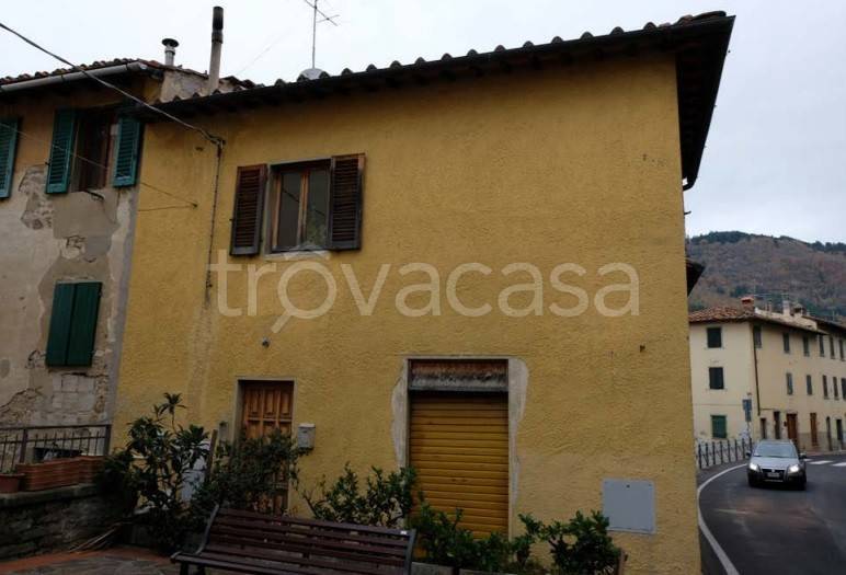 appartamento in vendita a Reggello in zona Tosi