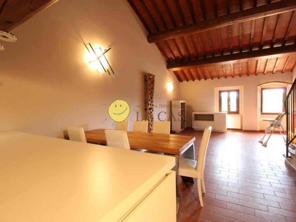 appartamento in vendita a Reggello in zona Montanino