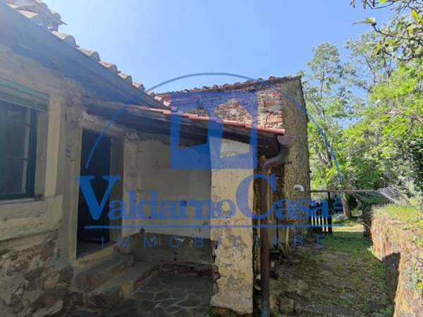 appartamento in vendita a Reggello in zona Tosi