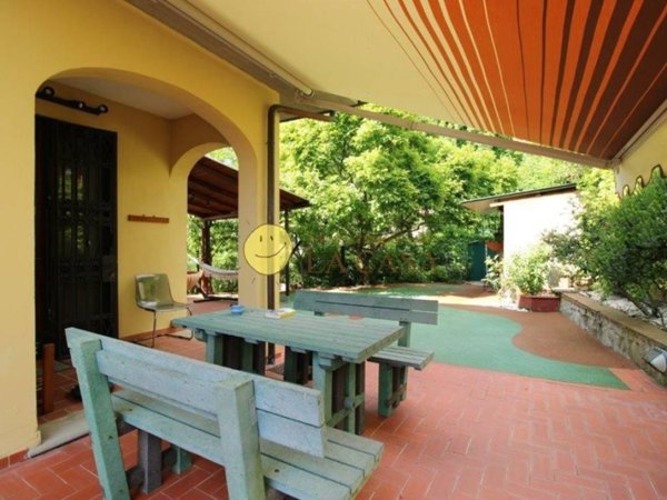 casa indipendente in vendita a Reggello in zona Pietrapiana