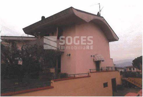 casa indipendente in vendita a Reggello