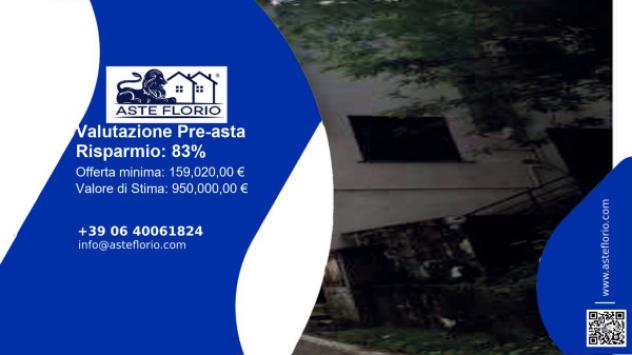 negozio in vendita a Reggello in zona Tosi