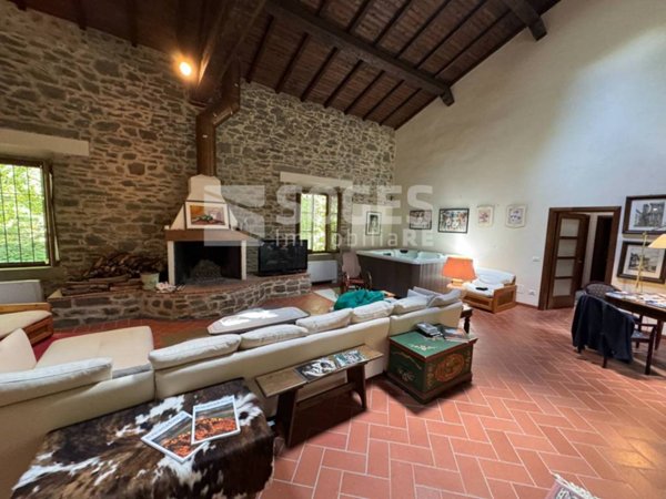 casa indipendente in vendita a Reggello in zona Vallombrosa