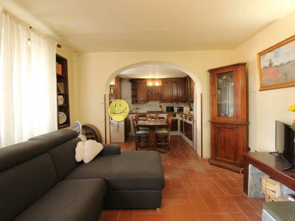 casa indipendente in vendita a Reggello