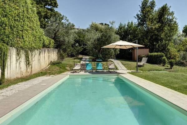 casa indipendente in vendita a Reggello