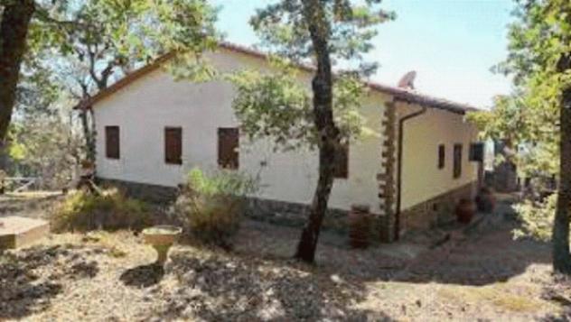 casa indipendente in vendita a Reggello