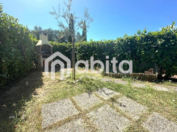 appartamento in vendita a Reggello in zona Montanino